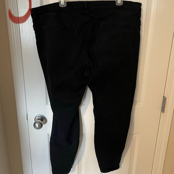 Black skinny jeans - Picture 1 of 2